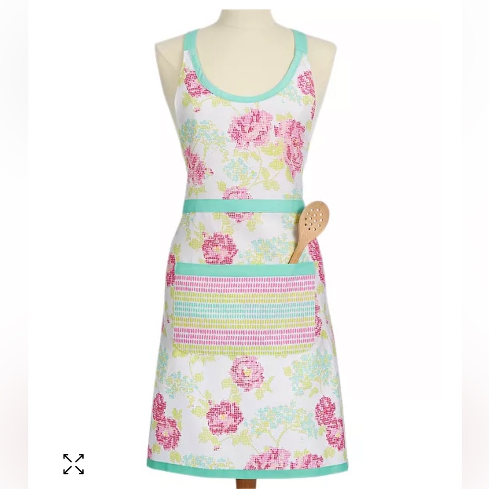 Martha Stewart Pixel Perfect Floral Pink & Blue Apron NWOT Cotton Macys
